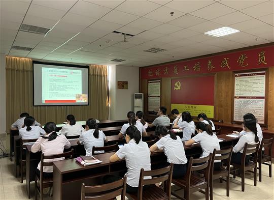 乐鱼在线注册_乐鱼（中国）
组织参加疫情常态化下建筑企业经营管理风险管控培训